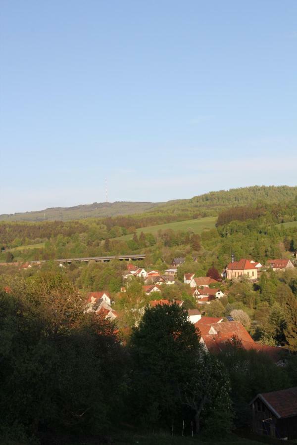 Ferienwohnung Abersfelder Mit Balkon Wildflecken Exteriér fotografie